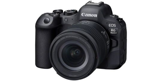 Appareil photo Hybride CANON EOS R6 Mark II + RF 24-105mm f/4-7.1 IS