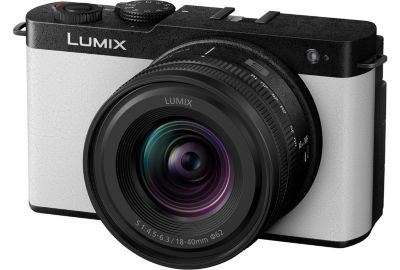 Appareil photo Hybride PANASONIC Kit Lumix S full Frame S9 Blanc + 18-40m