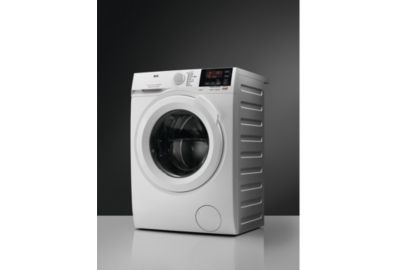 LL Front AEG L6FBR142G