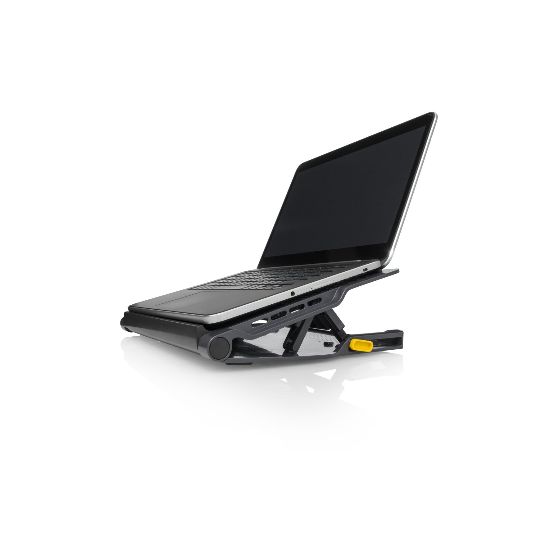 Support ordinateur portable TARGUS ventilé 17''Chill Mat With 4-Port Hub