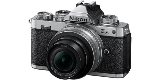 Appareil photo Hybride NIKON Z fc Lens Kit w/16-50 SL
