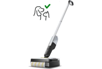 Nettoyage compact Karcher FC 2-4 sous les meubles