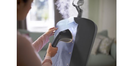 Défroisseur vapeur PHILIPS STE3170/80 Steamer Série 1000 Noir, 2000W, réservoir 2L amovible