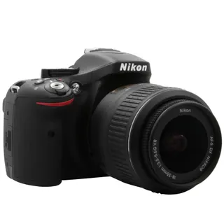 Appareil photo Reflex NIKON D5200 + AFS DX VR 18-55mm